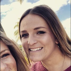 Meet your Posher, Michaela